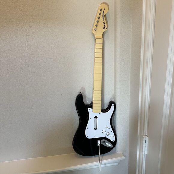 Harmonix Guitar Rock Band Fender Stratocaster Nintendo Wii No Dongle 19091 - Picture 1 of 6